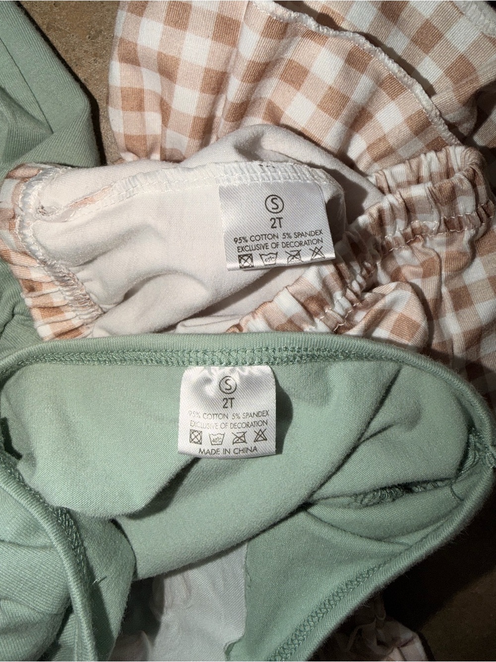 Girls 2T Thanksgiving God Is Great Turkey Gingham Ruffle Outfit Set - Picture 6 of 6